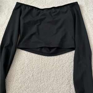 SHEIN Black Asymmetrical Long Sleeve Crop Top